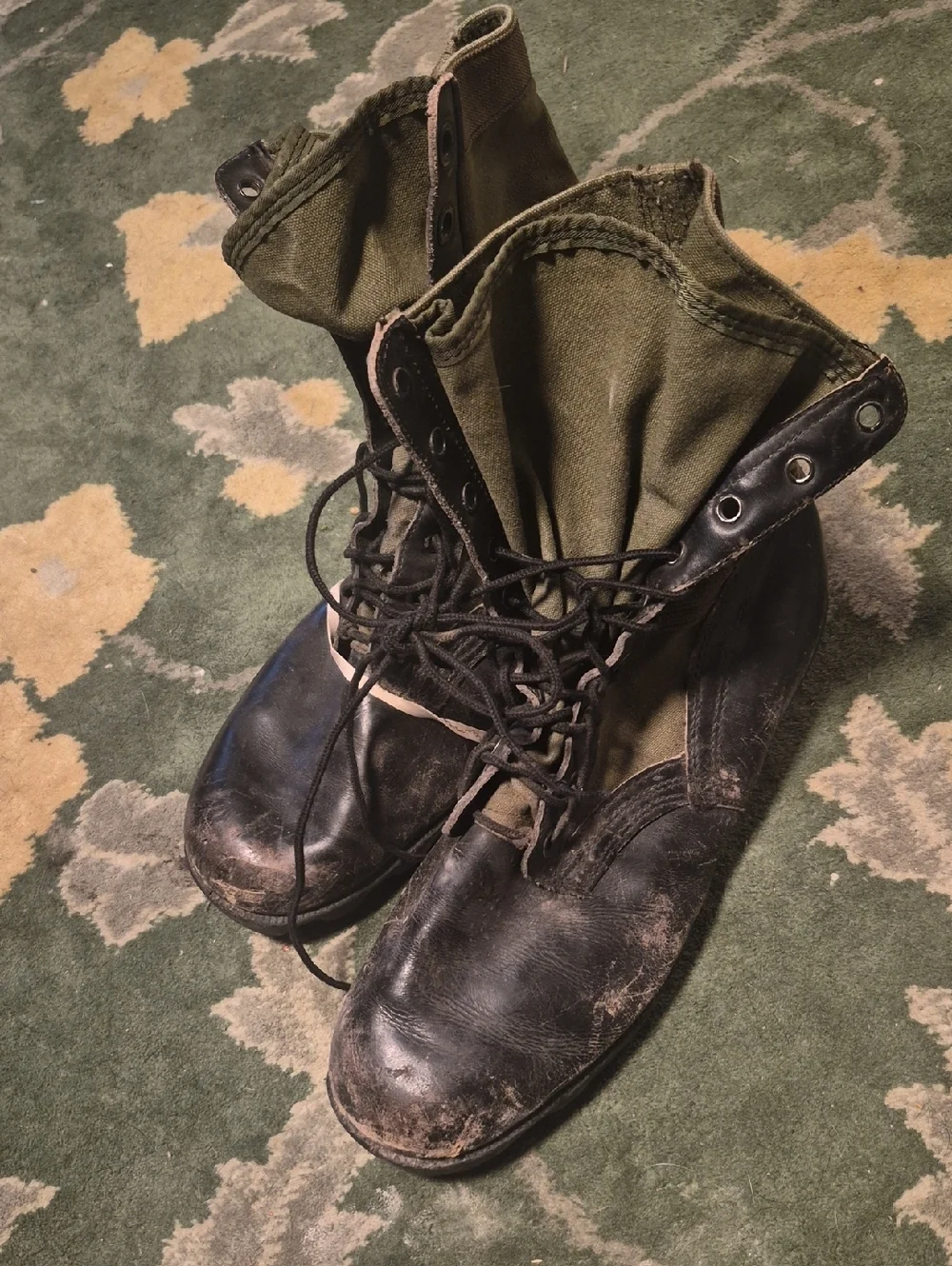 Men's Olive Green and Black Lace-Up Combat Boots